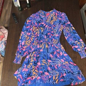 Lily Pulitzer size 12. Such a fun dress!!